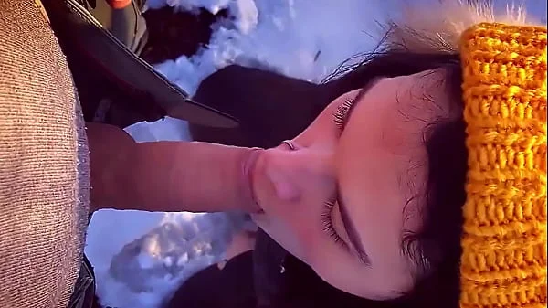 Risky sucking a stranger in a public park and swallowing hot cum
